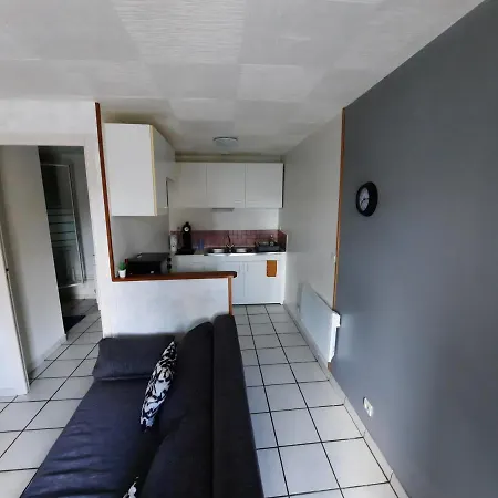 Apartment Proche Zone Industrielle Wi-fi Netflix Maubeuge